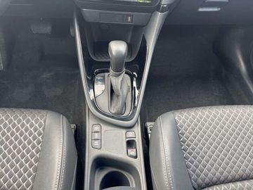 Car image 14