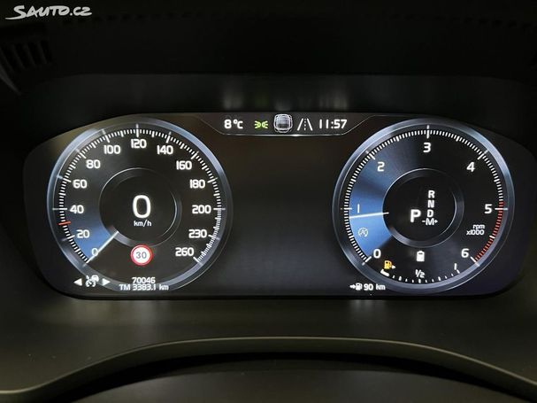 Volvo XC60 B4 AWD Momentum 145 kW image number 23