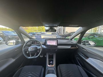 Car image 36