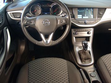 Car image 11