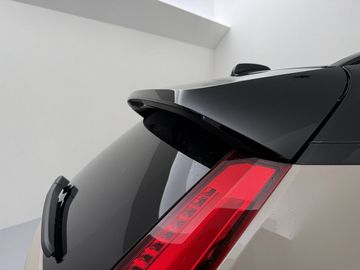 Car image 38