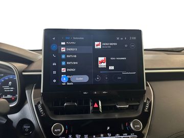Car image 16