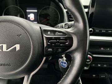 Car image 38