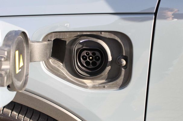 Volvo XC40 Recharge T4 155 kW image number 24