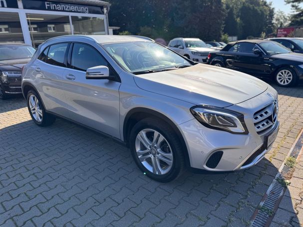 Mercedes-Benz GLA 180 d 80 kW image number 2