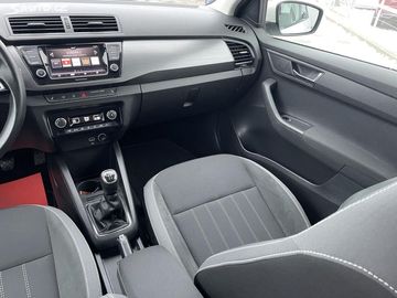 Car image 33