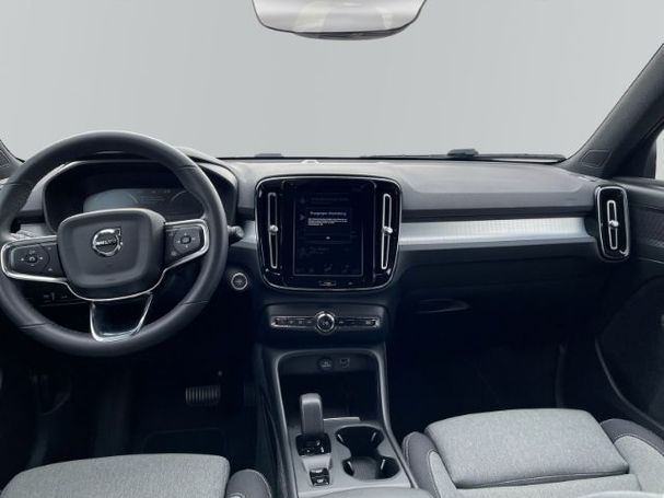 Volvo XC40 Recharge T4 155 kW image number 11