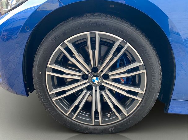 BMW 330 e M Sport 215 kW image number 11