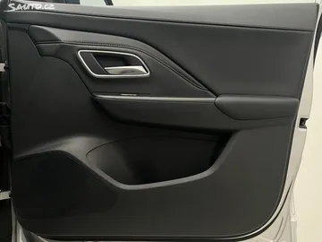 Car image 39