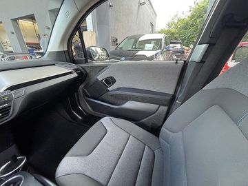 Car image 35