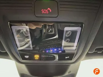Car image 29