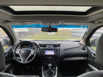 Car image 26