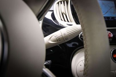 Car image 30