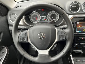 Car image 13