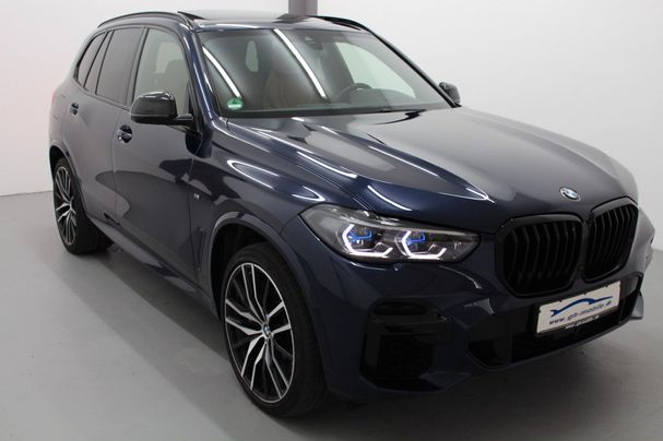 BMW X5 M50i xDrive 390 kW image number 1