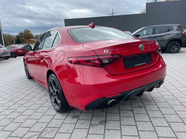 Alfa Romeo Giulia 2.0 Turbo AT8-Q4 206 kW image number 5