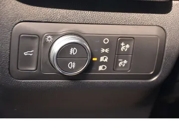 Car image 36