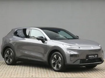 Car image 2
