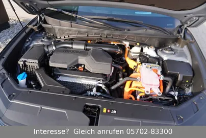 Car image 28