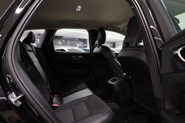 Volvo XC60 B5 184 kW image number 12