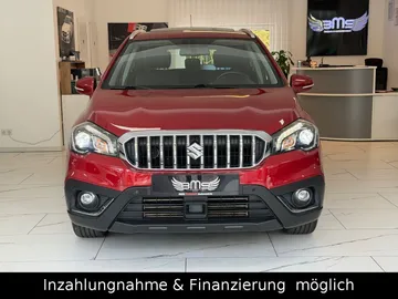 Car image 3