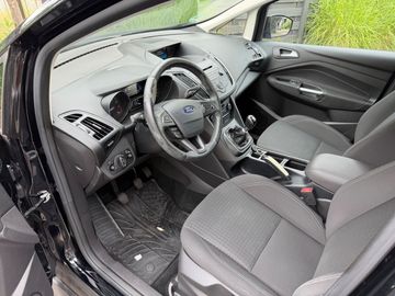Car image 17