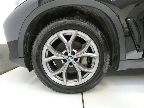 BMW X5 xDrive 210 kW image number 28