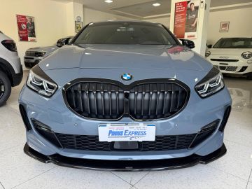 Car image 30