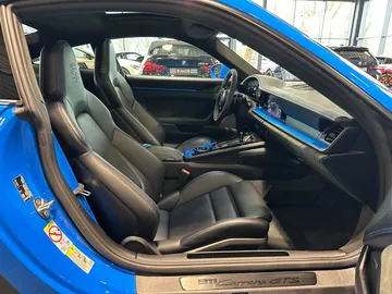 Car image 45