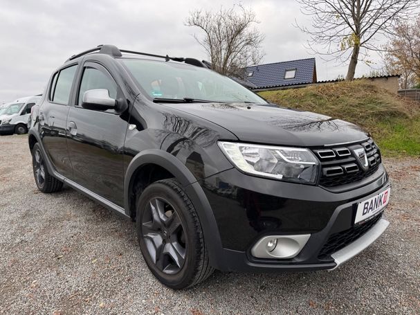 Dacia Sandero Stepway Celebration 66 kW image number 2