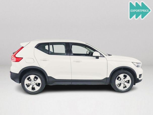 Volvo XC40 T2 Momentum 95 kW image number 2