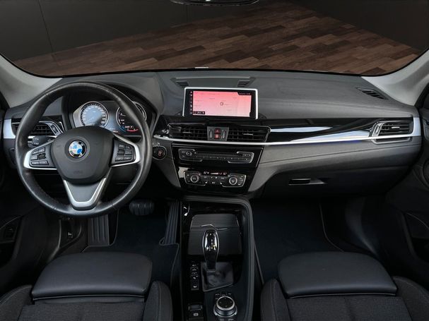 BMW X1 xDrive25i Sport Line 170 kW image number 11