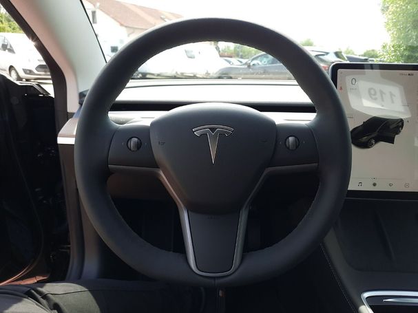 Tesla Model 3 Long Range AWD Dual Motor 366 kW image number 20