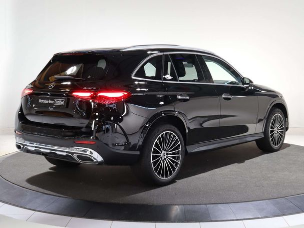 Mercedes-Benz GLC 300 e AMG Line 4Matic 230 kW image number 3