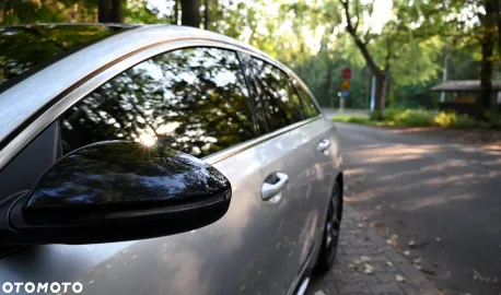 Car image 40