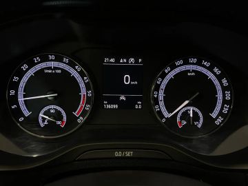 Car image 31