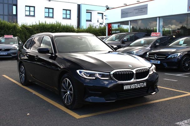 BMW 320d Touring xDrive 142 kW image number 1