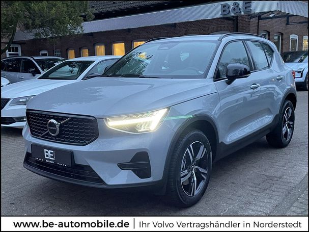 Volvo XC40 B4 Plus Dark 145 kW image number 1