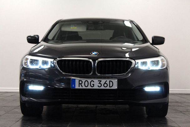 BMW 530i Sport Line 185 kW image number 4