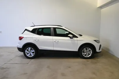 Car image 28