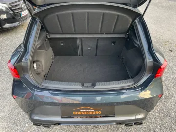 Car image 38