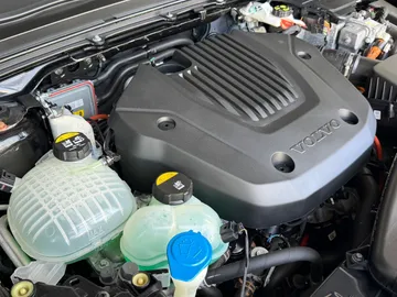 Car image 48