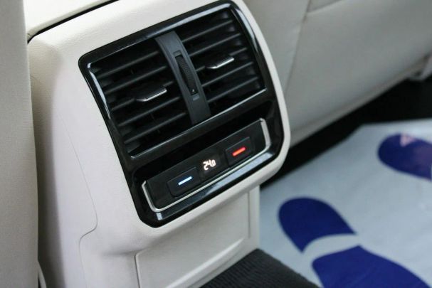 Volkswagen Passat 110 kW image number 28