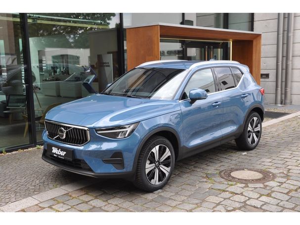 Volvo XC40 Recharge T4 Core 155 kW image number 1