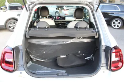 Car image 22