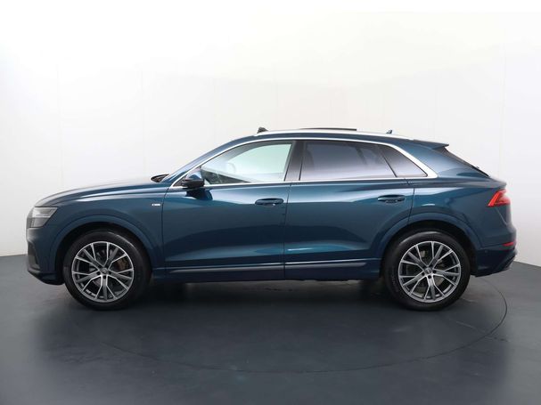 Audi Q8 55 TFSI quattro 280 kW image number 3