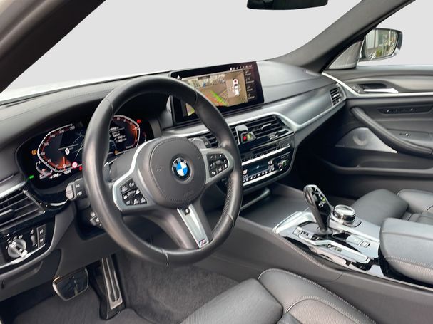 BMW 540d Touring xDrive 250 kW image number 7