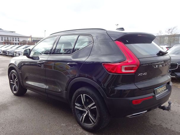 Volvo XC40 T4 140 kW image number 3