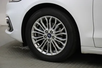 Car image 31