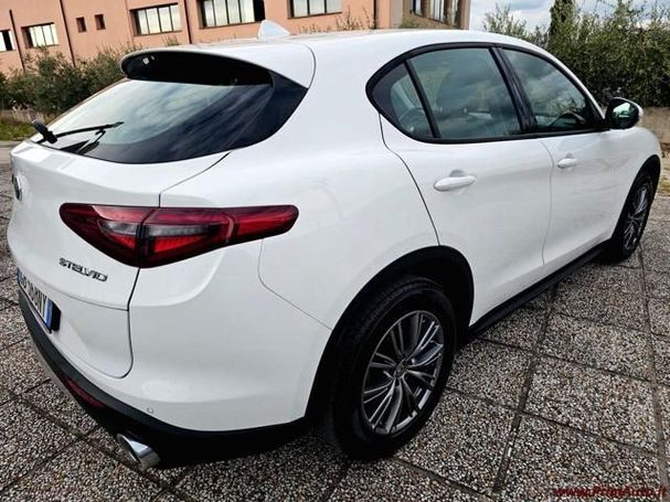 Alfa Romeo Stelvio 2.2 Diesel AT8 Q4 140 kW image number 7